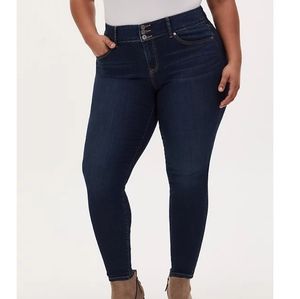 Jegging - Super Soft Dark Wash - Torrid